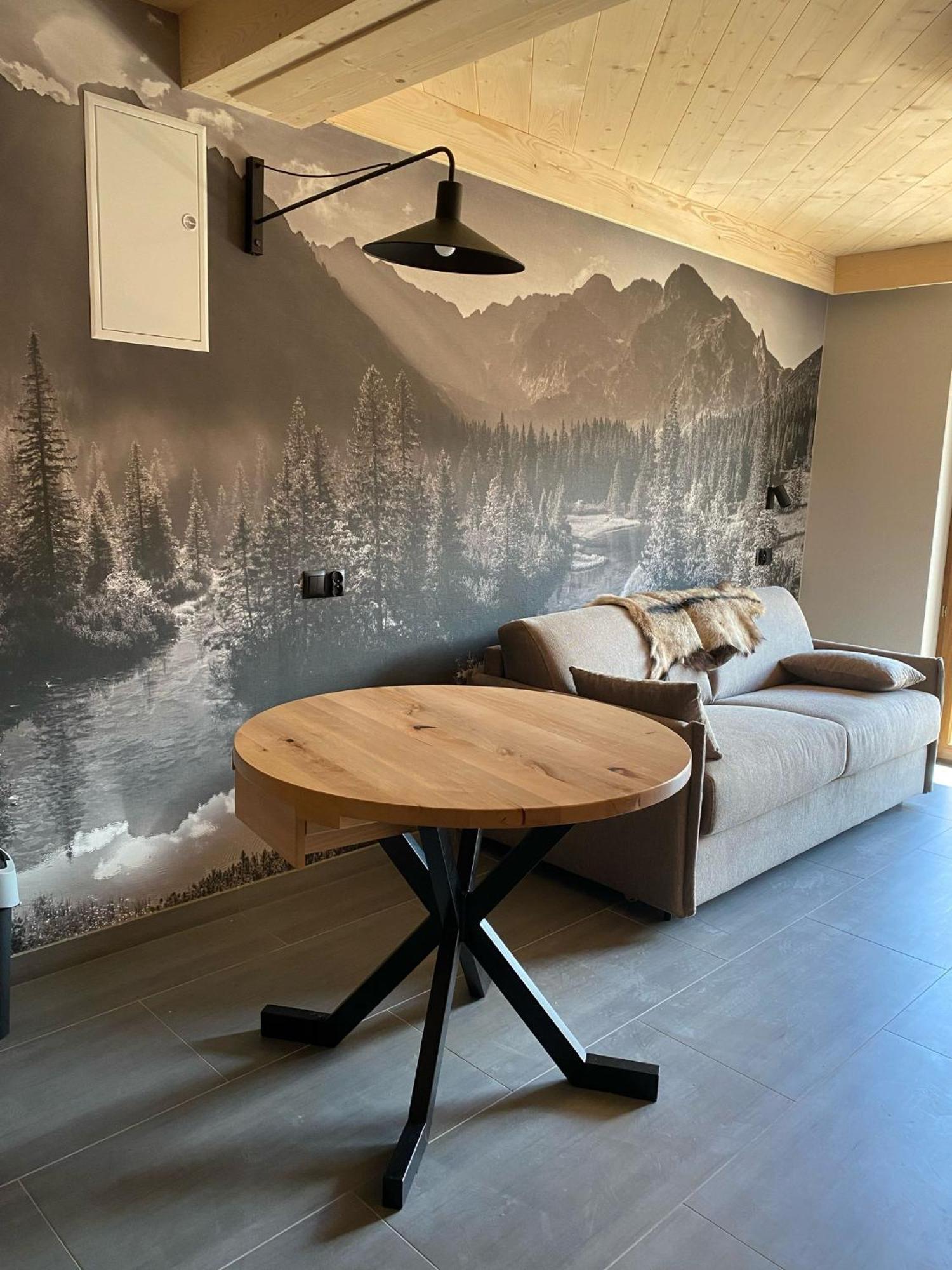 Swiatlomir Apartment